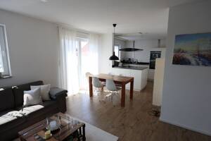 Penthousewohnung mit Dachterrasse und Aufzug in Ingolstadt-Haunwöhr – 85051 Ingolstadt – Vorschaubild 2