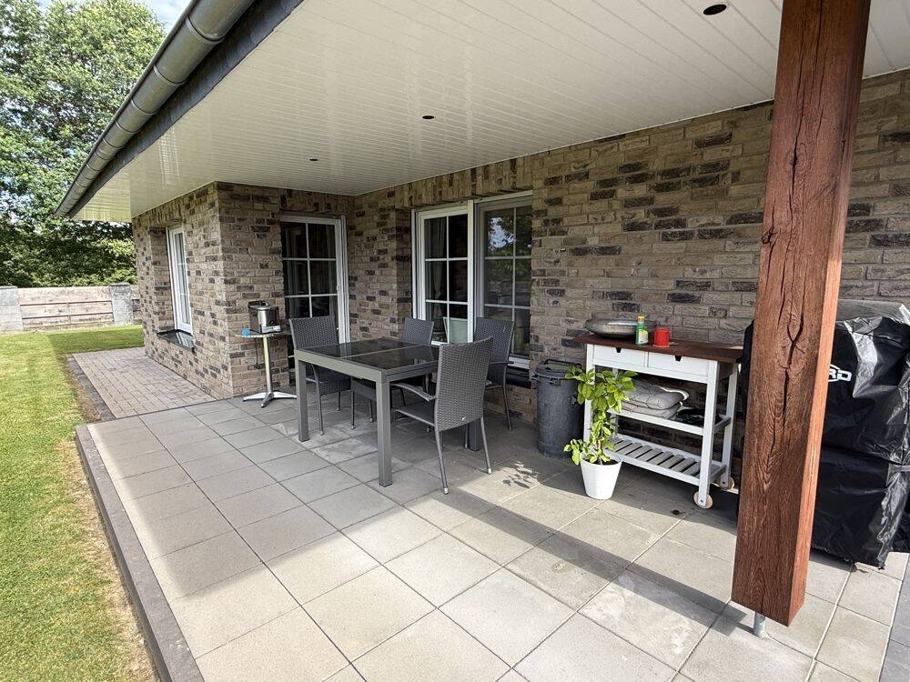 Exklusiver Bungalow mit großer Hobbygarage auf schönem Grundstück – Maroth – Vorschaubild 9