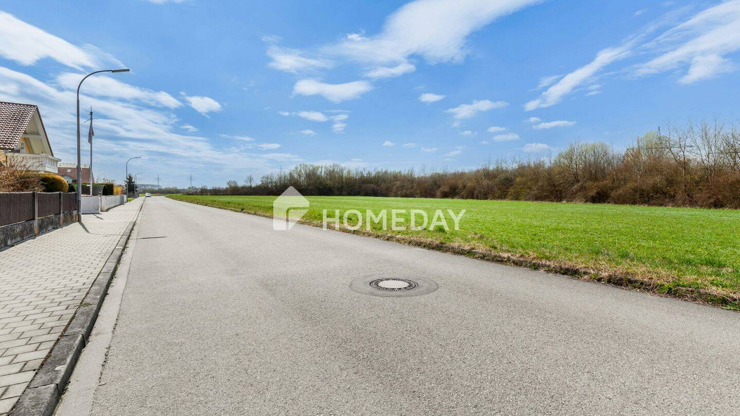 EFH auf großzügigem Grundstück mit EBK, Garage & Terrasse - leerstehend & bereit für Ihre Ideen – Ingolstadt – Vorschaubild 5