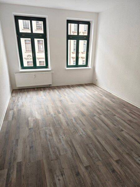 Geräumige 2 Raum Wohnung in Sanierung – Leipzig – Vorschaubild 2