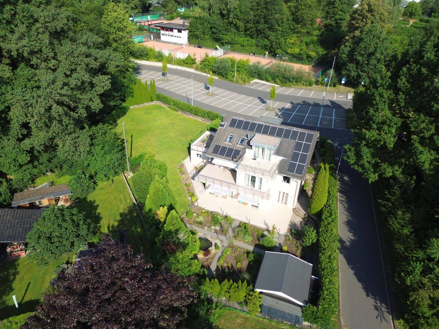 Exklusives und unabhängiges Wohnen auf 3 Ebenen - energieeffizient und zukunftssicher – Much – Vorschaubild 5