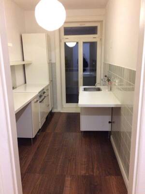 Winterhude: 2-Zi-Altbau mit Balkon, ideal als Wohnbüro, Praxis, Atelier – 22299 Hamburg – Vorschaubild 5