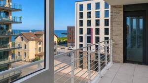 Exklusive Penthousewohnung mit Hafen- und Meerblick in Bremerhaven – 27568 Bremerhaven – Vorschaubild 3