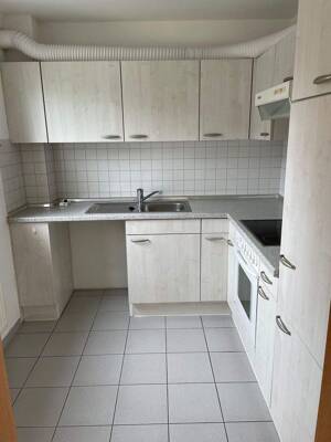 6-Familienhaus, vermietet, TG-Platz sucht... – 22145 Hamburg – Vorschaubild 4
