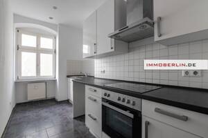 IMMOBERLIN.DE - Sehr angenehme Stuck-Altbauwohnung in ruhiger Lage – 10555 Berlin – Vorschaubild 5