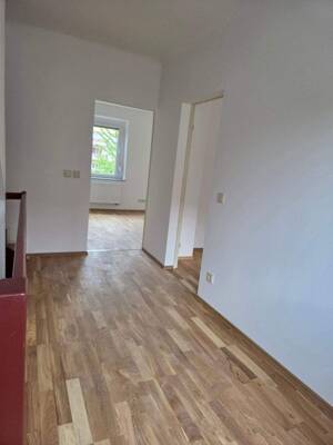 Erstbezug nach Kernsanierung – Reihenhaus mit Wintergarten in Dresden-Reick – 1237 Dresden – Vorschaubild 7