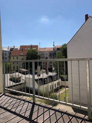 Schicke großräumige 2 Zimmerwohnung / Fußbodenheizung / Küche mit Zugang zum sonnigen Balkon / Tageslichtbad mit Wanne/Dusche – 4105 Leipzig – Vorschaubild 9