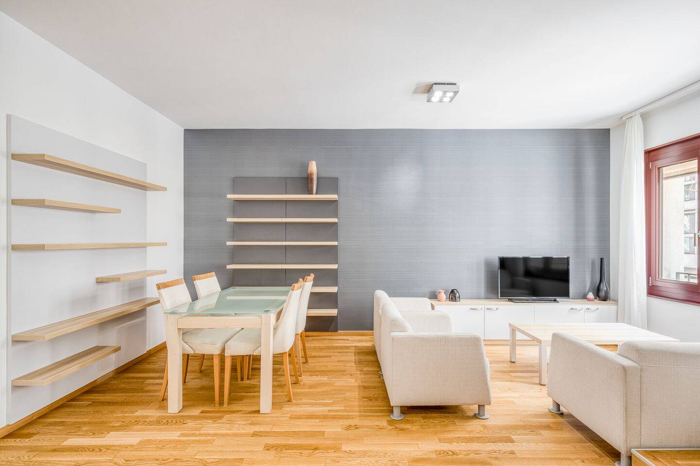 Modernes City-Apartment mit Loggia & Terrasse am Spittelmarkt – Berlin – Vorschaubild 5