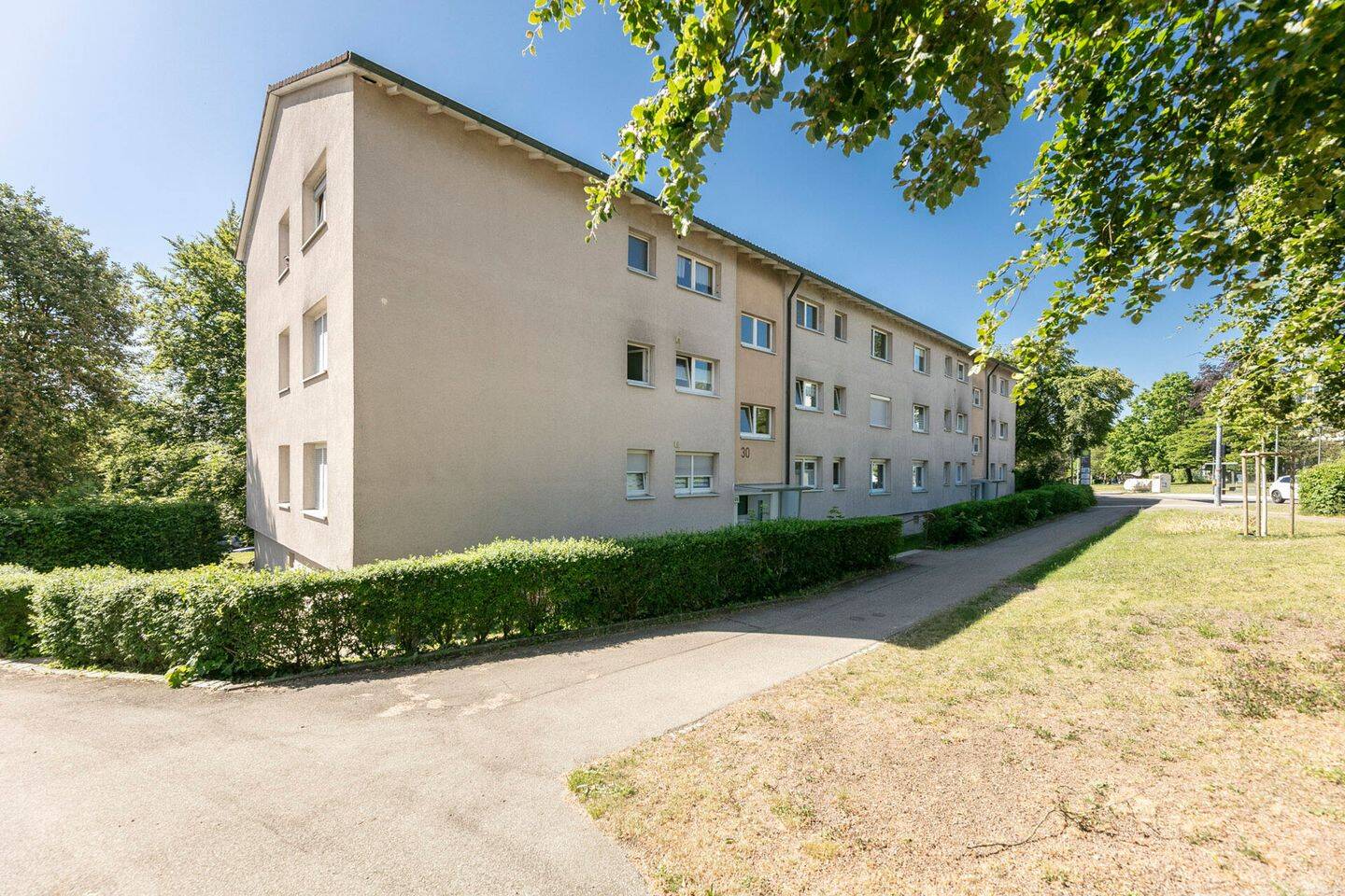 Großzügige 4,5-Zimmer-Wohnung mit Balkon und Weitblick über Ulm – Ulm – Vorschaubild 2