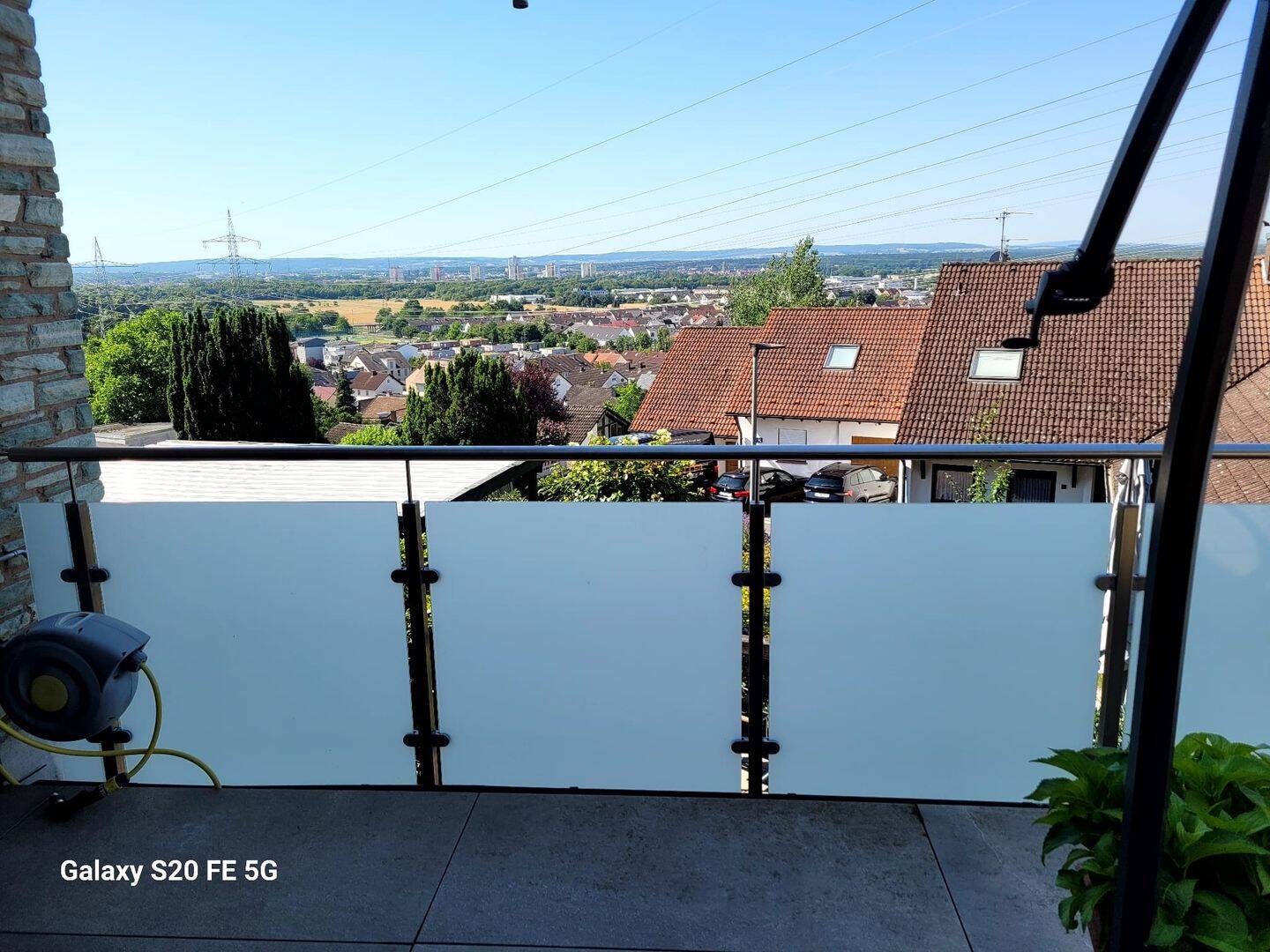 Exklusives Einfamilienhaus in Kleinostheimer Bestlage Im Wingert mit riesiger Terrasse und Loggia – Kleinostheim – Vorschaubild 8
