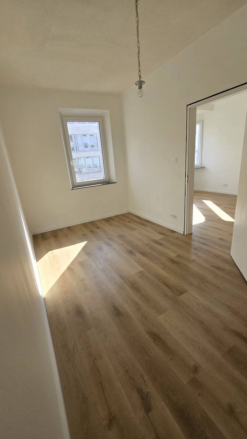 Erstbezug nach Sanierung – Schöne helle 75 m², 3-Zimmer-Altbau Wohnung – Nürnberg – Vorschaubild 7