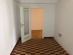 Lichtdurchflutete, großzügige 3-Zimmerwohnung mit Balkon und Parkett -nur schriftliche Anfragen - – 50672 Köln – Vorschaubild 6