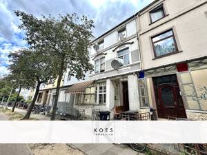 LINDENHOF | Sanierungsbedürftiges Mehrfamilienhaus mit 3 Wohneinheiten nahe der Waterfront