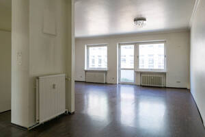 PURNHAGEN-IMMOBILIEN - Vegesack/Fußgängerzone, Wohn- u. Geschäftshaus mit Sanierungsbedarf in Bestlage – 28757 Bremen – Vorschaubild 4