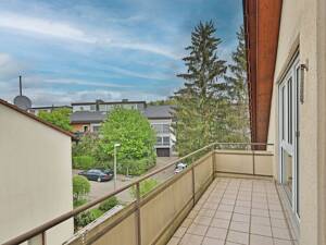Tolle Dachgeschosswohnung in bevorzugter Wohnlage – 71065 Sindelfingen – Vorschaubild 3