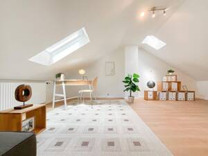 Familienfreundliches Reihenmittelhaus mit Garten, Vollkeller und ausgebautem Dachgeschoss – 22149 Hamburg – Vorschaubild 8