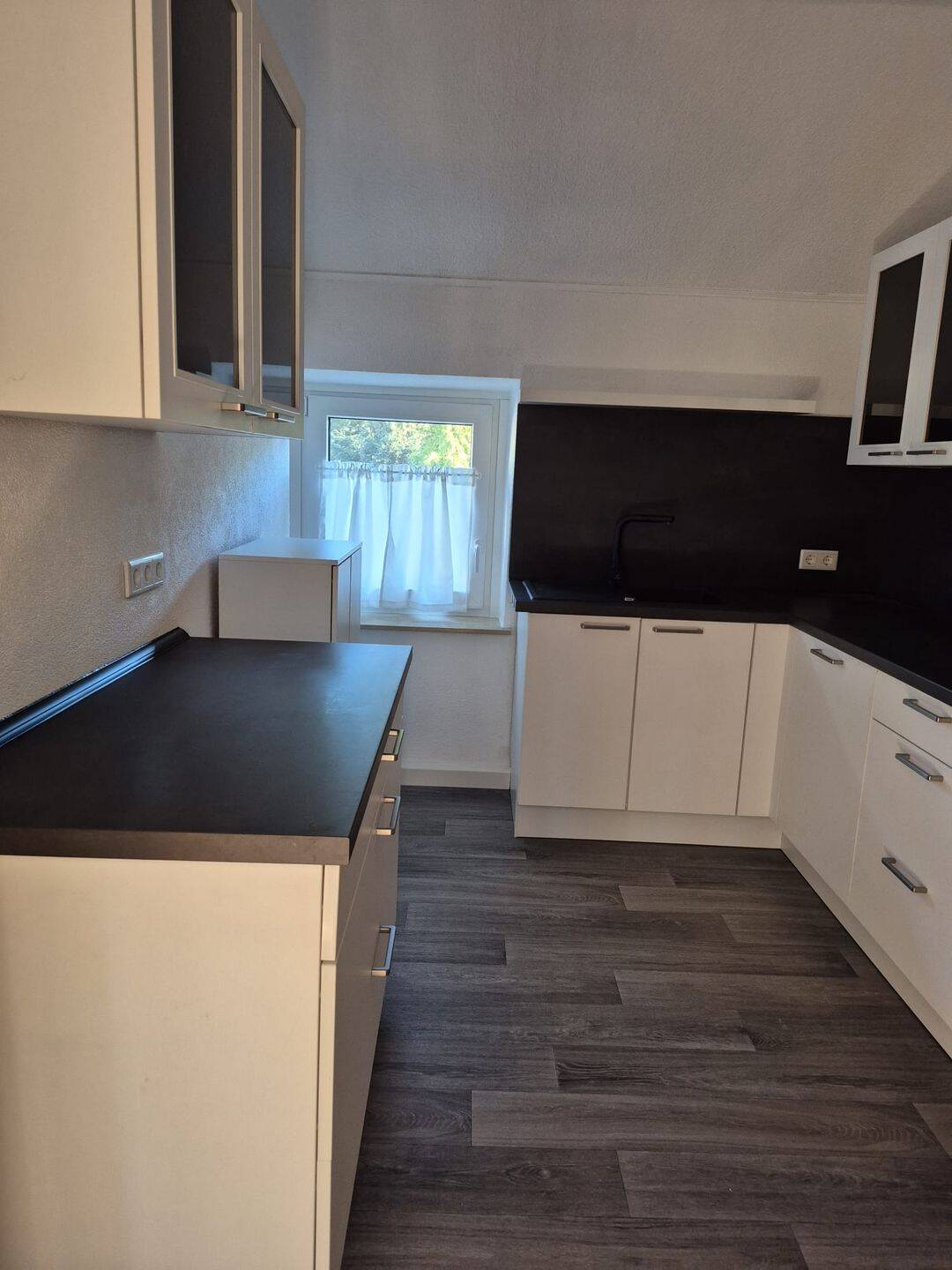 Stilvoll kernsanierte 3-Zimmer-Altbauwohnung mit Einbauküche & Klimaanlage in Bochum-Eppendorf – Bochum – Vorschaubild 5