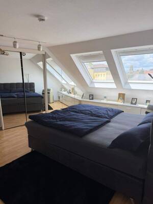 Exclusive, hochwertig möblierte 3 Zi Terrassenwohnung mit Whirlpool für mind. 12 Monate zu vermieten – 40476 Düsseldorf – Vorschaubild 8