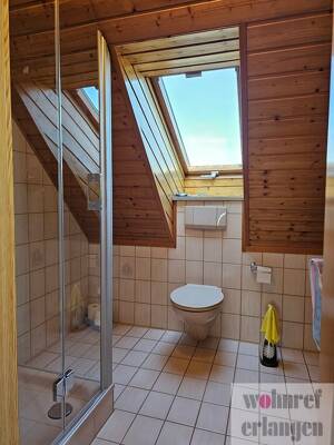 Ruhige und moderne DG-Wohnung in zentraler Lage – 91056 Erlangen – Vorschaubild 8