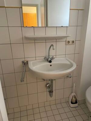 Gepflegte 1-Zimmer-Wohnung mit kleiner Küchenzeile - Stadtteil Rennweg – 90489 Nürnberg – Vorschaubild 5