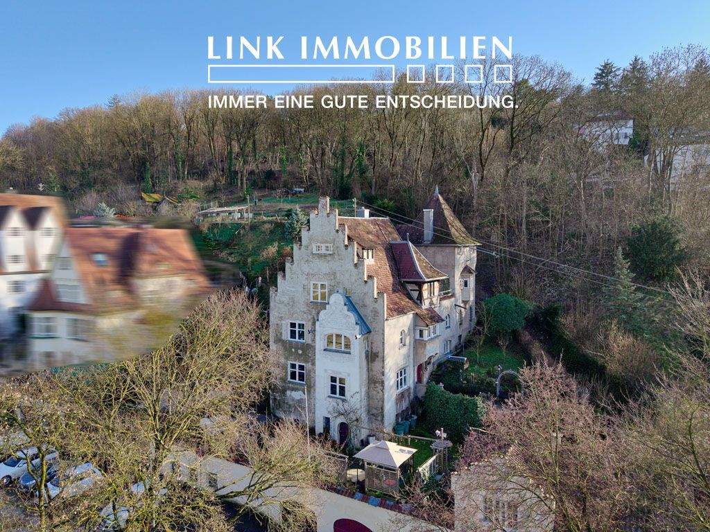 Esslingen: Historische Villa für Kanzleien, Praxen und anspruchsvolle Investoren – Esslingen am Neckar – Bild 1 von 9