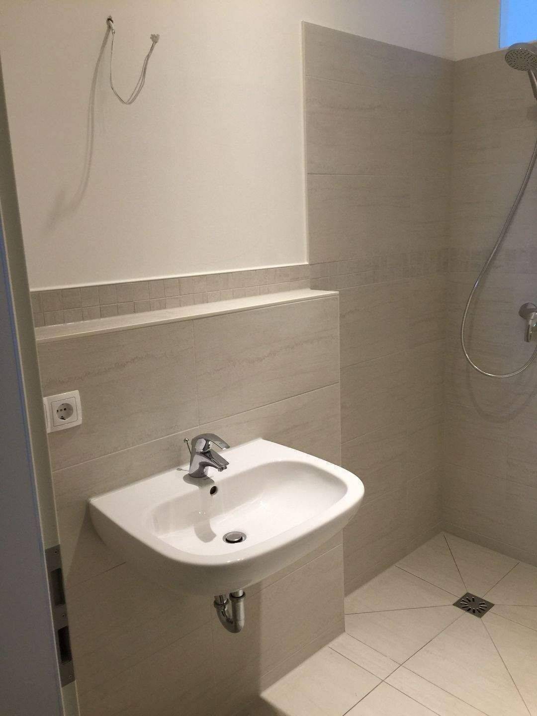 DG Wohnung / ruhig / zentrumsnah / 2 Bäder / Lift / kernsaniert / Loggia – Leipzig – Vorschaubild 4