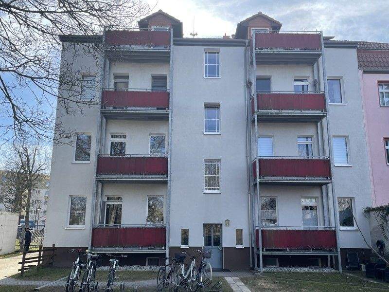 Attraktive Kapitalanlage: Saniertes Mehrfamilienhaus mit Entwicklungschance in Bernau – Bernau – Vorschaubild 2