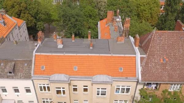 Dachgeschosswohnung in 12163 Berlin mit 225 m² kaufen