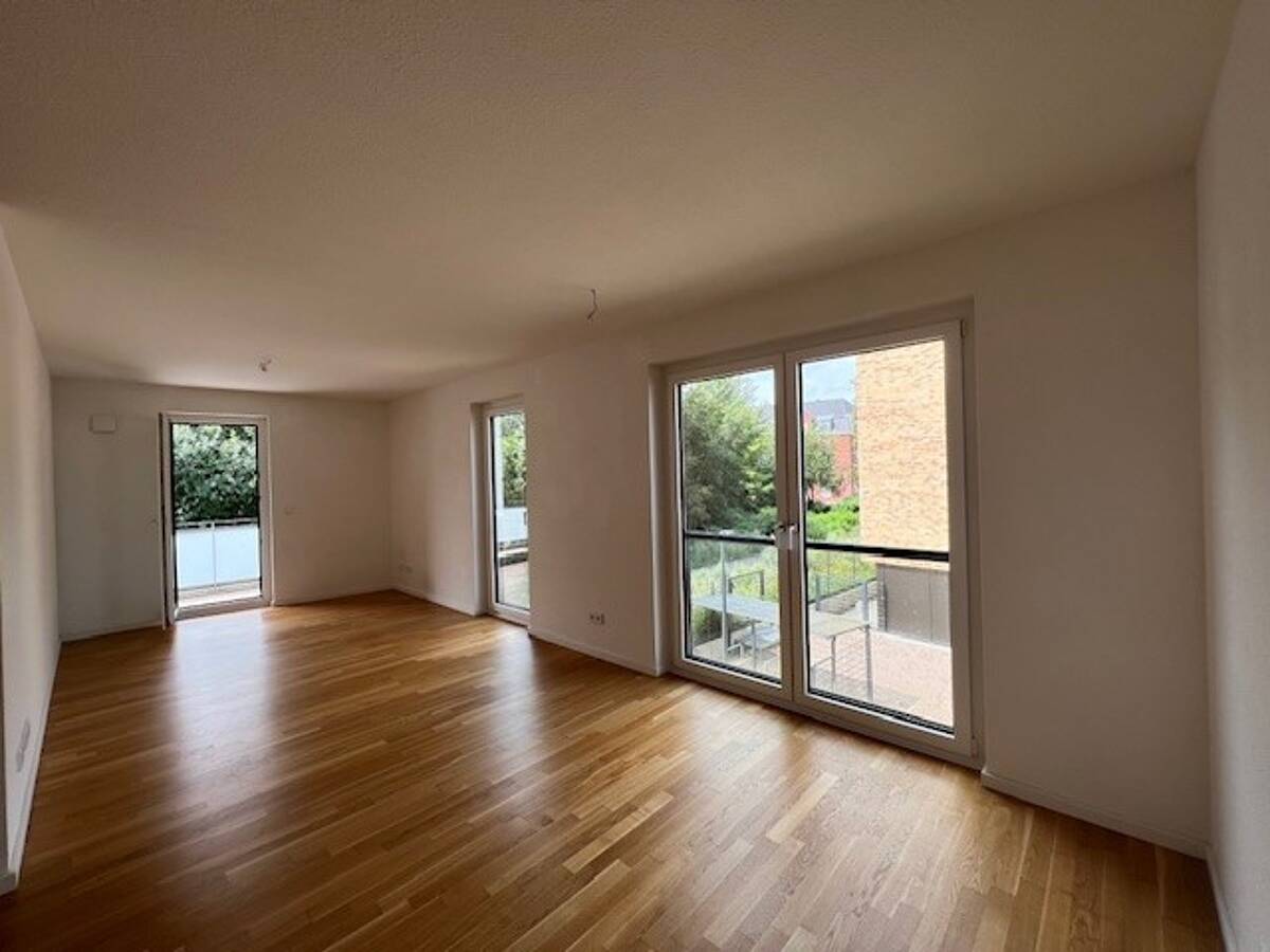Stilvoll wohnen mit Terrasse: Hochwertige 3-Zimmer-Wohnung in den Glasbläserhöfen - sofort verfügbar – 21035 Hamburg – Bild 1 von 7