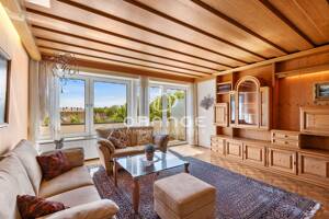 ***Sallerner Berg - Reihenmittelhaus mit mit großem Garten und ausreichend Platz*** – 93057 Regensburg – Vorschaubild 8
