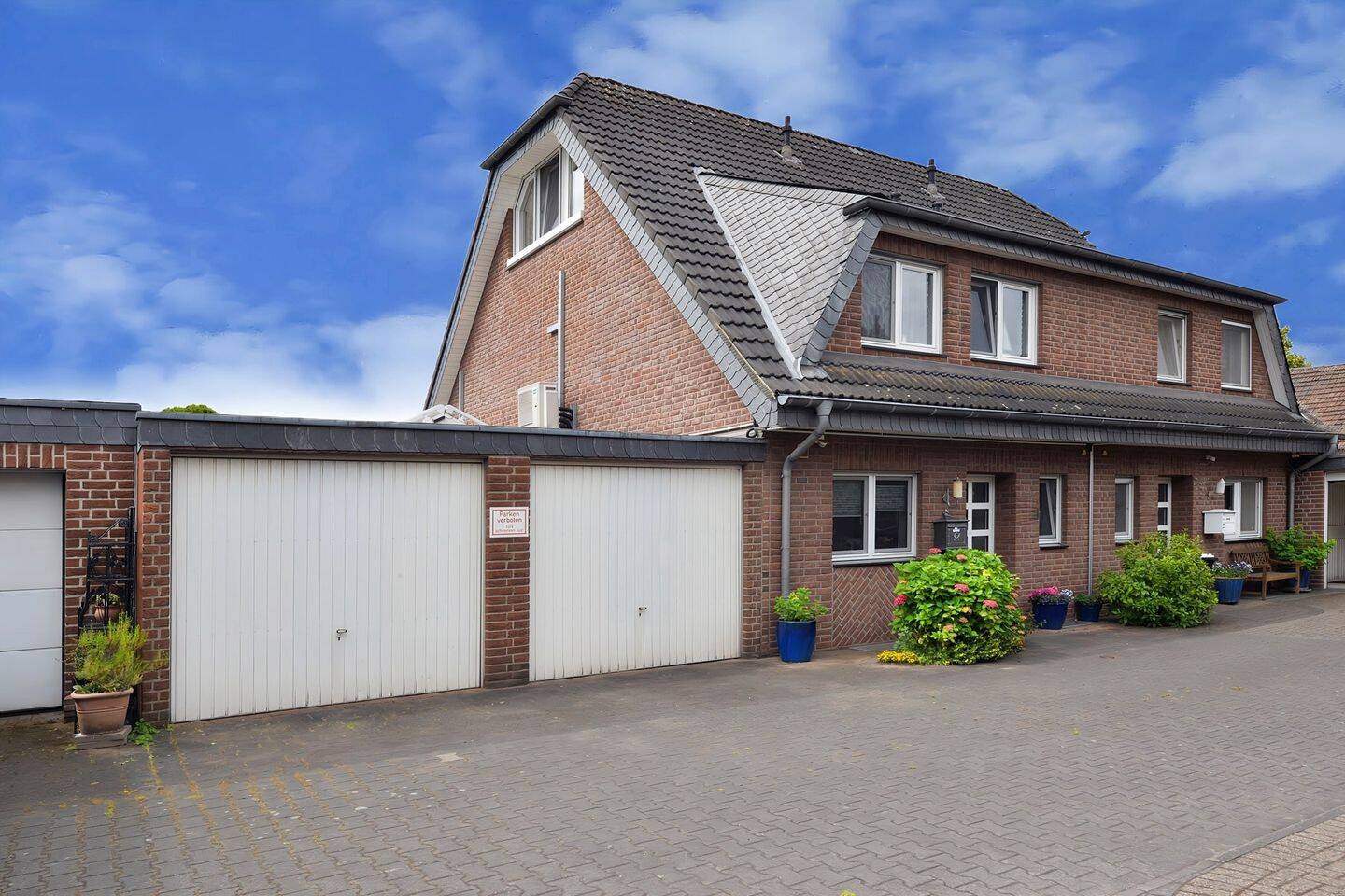 Top-gepflegtes Haus in toller Wohnlage – Duisburg – Vorschaubild 2