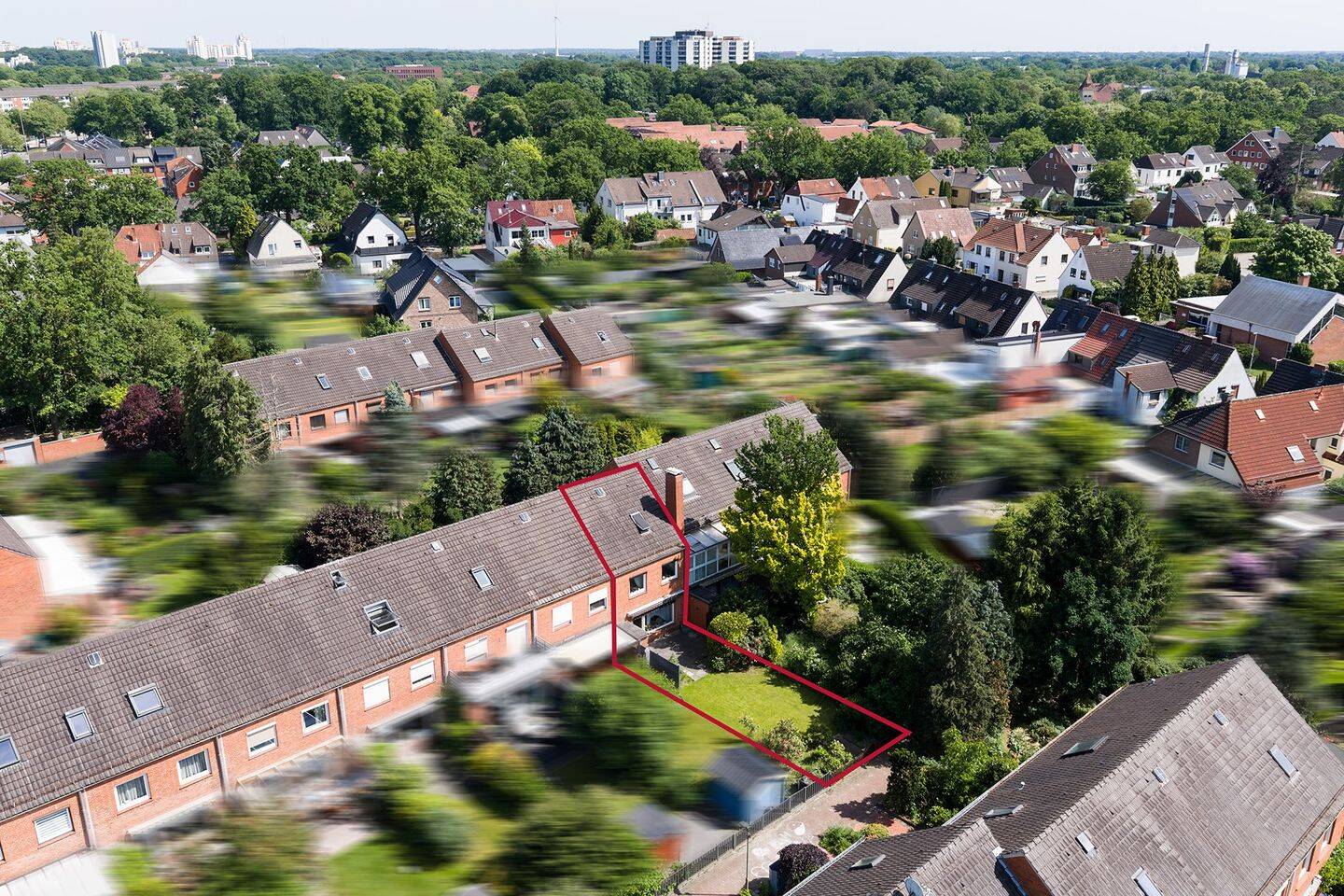 Gepflegtes Reihenhaus mit 5 Zimmern Garage und Fernwärme – Bremen – Vorschaubild 3