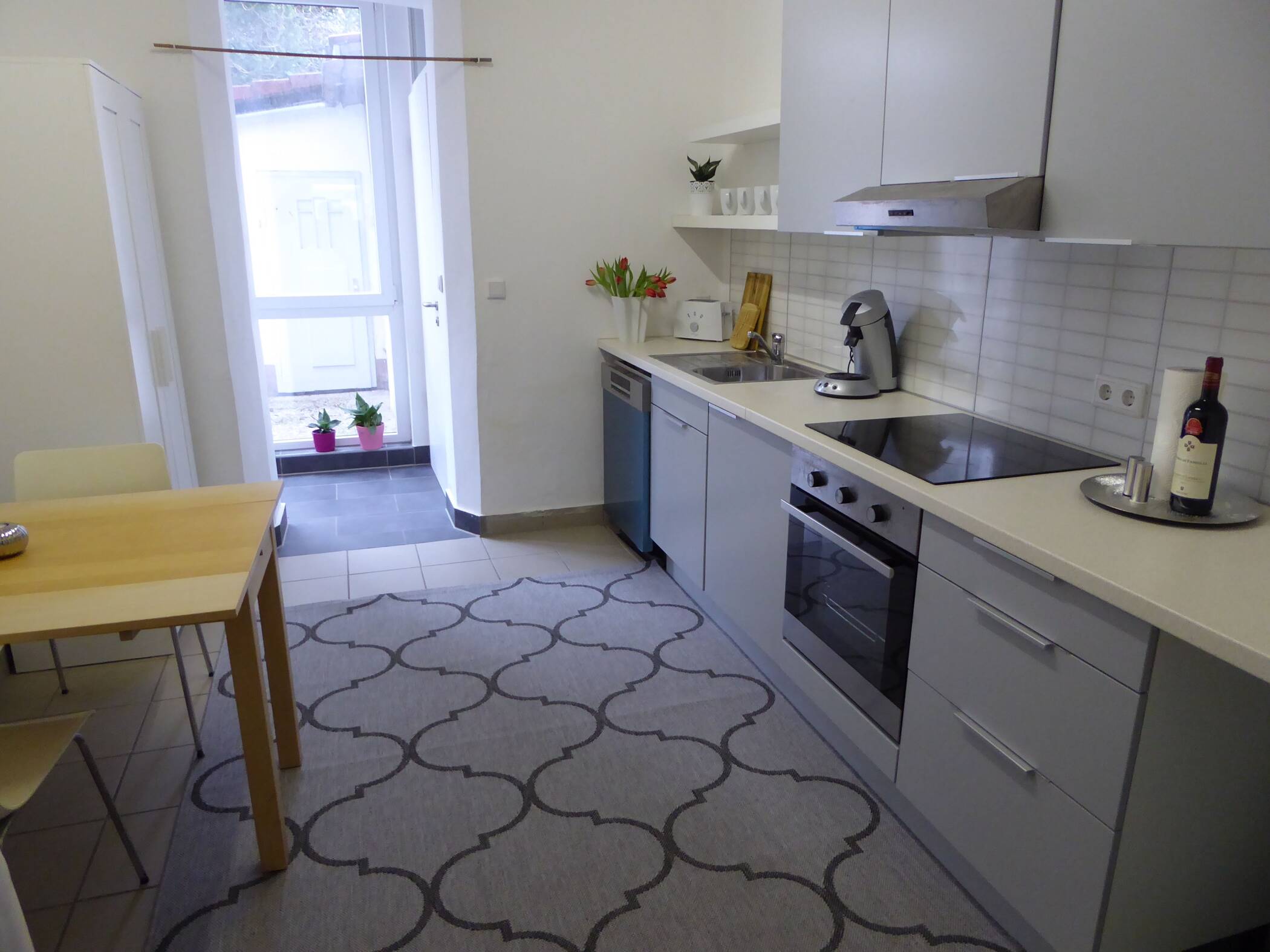 Innenstadt/Zentrum - Helle ruhige 2-Zimmer-Wohnung im Zentrum von Erlangenen – Erlangen – Vorschaubild 3