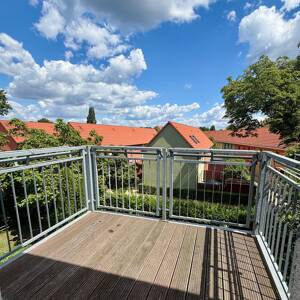 CHARMING PERIOD APARTMENT WITH KITCHEN, BATHTUB & SUNNY BALCONY IN PRIME POTSDAM ! – 14469 Potsdam – Vorschaubild 3