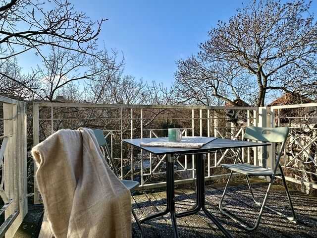 Möblierte Dachgeschoss Wohnung im Waldstraßenviertel von Leipzig mit Balkon – Leipzig – Vorschaubild 3
