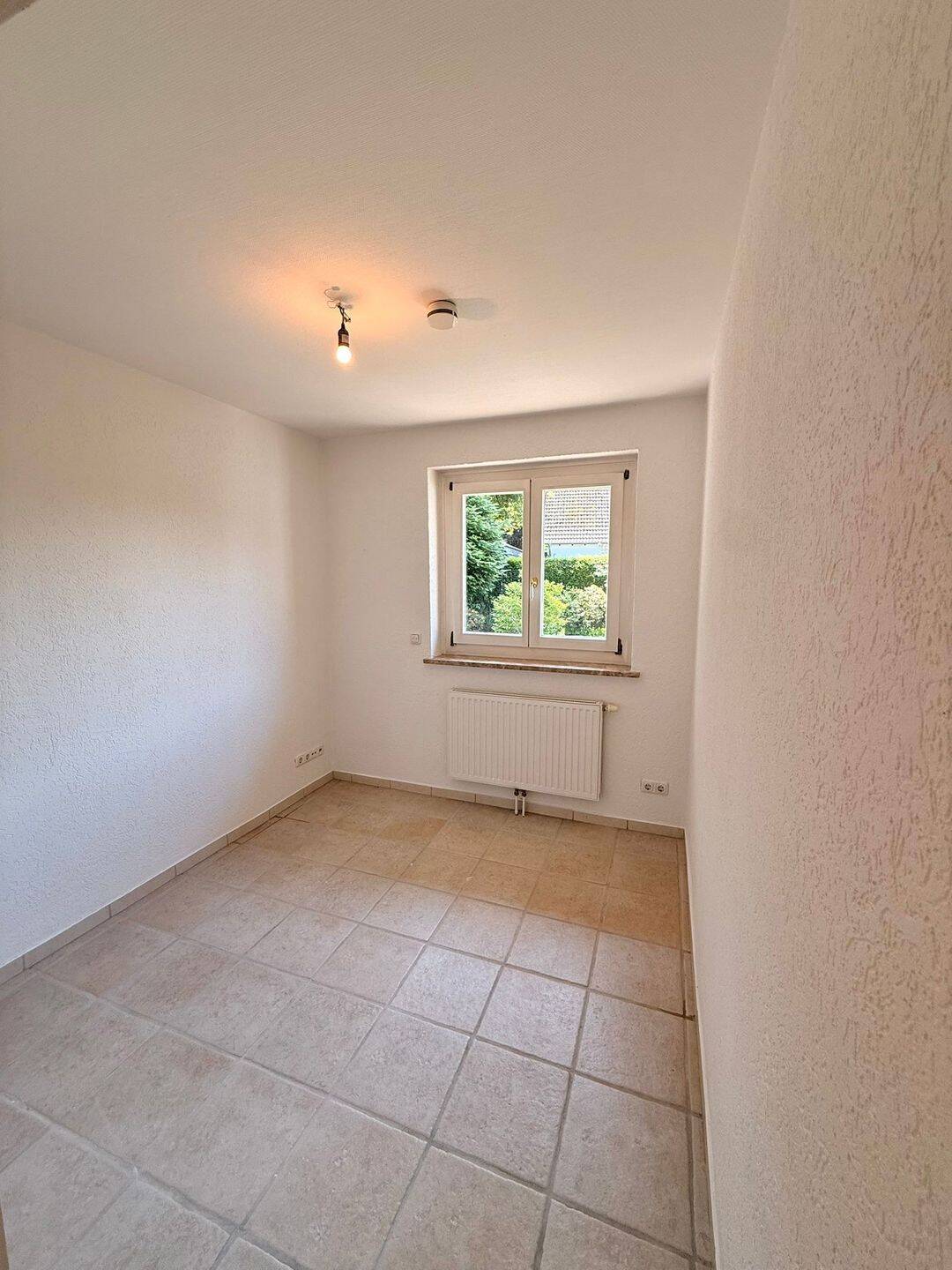 Gepflegte Erdgeschosswohnung mit Terrasse und Garten in Elmshorn zu vermieten! – Elmshorn – Vorschaubild 7