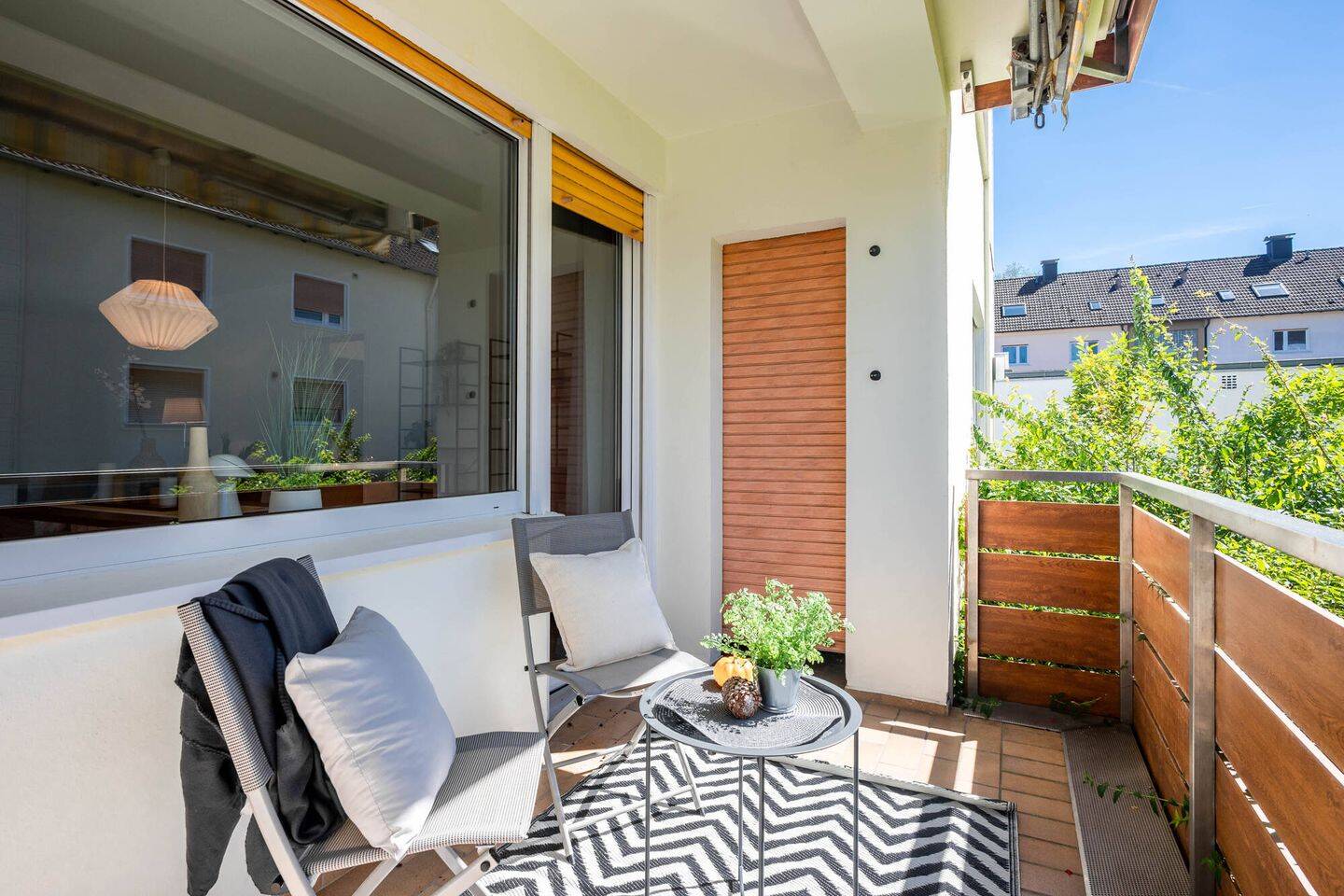 KEINE KÄUFERPROVISION 7,5 % Rendite - Erdgeschosswohnung mit Balkon & Garage in Bielefeld Stieghorst