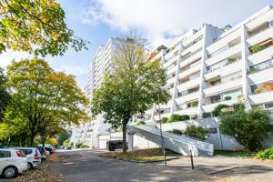*RESERVIERT* Traumhafte Aussichten - große 4,5-Zimmerwohnung mit 2-Tiefgaragenstellplätzen