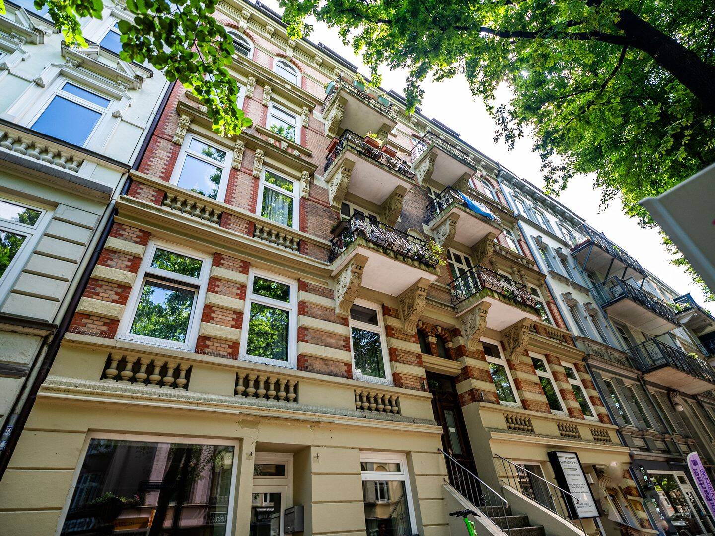 Vermietete Altbauwohnung im Herzen Eimsbüttels! ++courtagefrei++