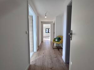 Helles Dachgeschoss mit Gartenanteil - stilvolle 3-Zimmer mit Weitblick in Fulda-Istergiesel – 36041 Fulda – Vorschaubild 3