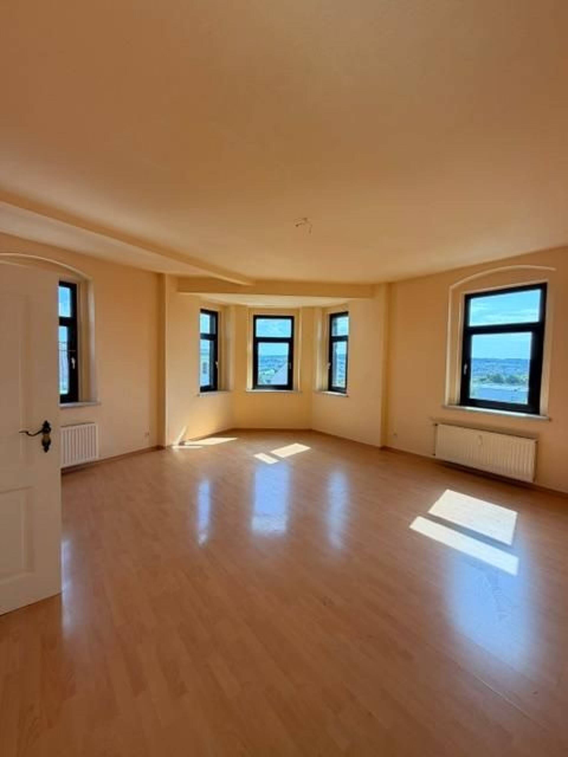 Haus in 08525 Plauen mit 775 m² kaufen