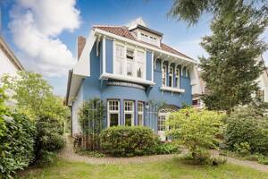 Traumhafte Jugendstilvilla in Volksdorf! Charme und Lieblingslage! – 22359 Hamburg – Vorschaubild 2