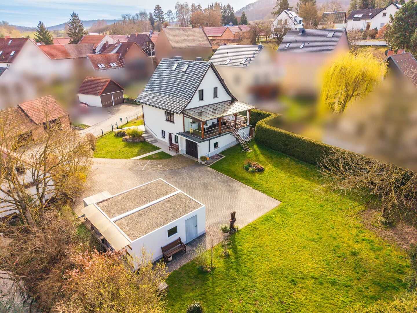 Leben in Wogau: hochwertiges Einfamilienhaus mit Terrasse und Garten