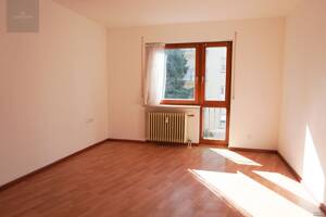 helle 3-Zimmer-Wohnung mit Westbalkon in zentrumsnaher Lage von Lahr – 77933 Lahr/Schwarzwald – Vorschaubild 4