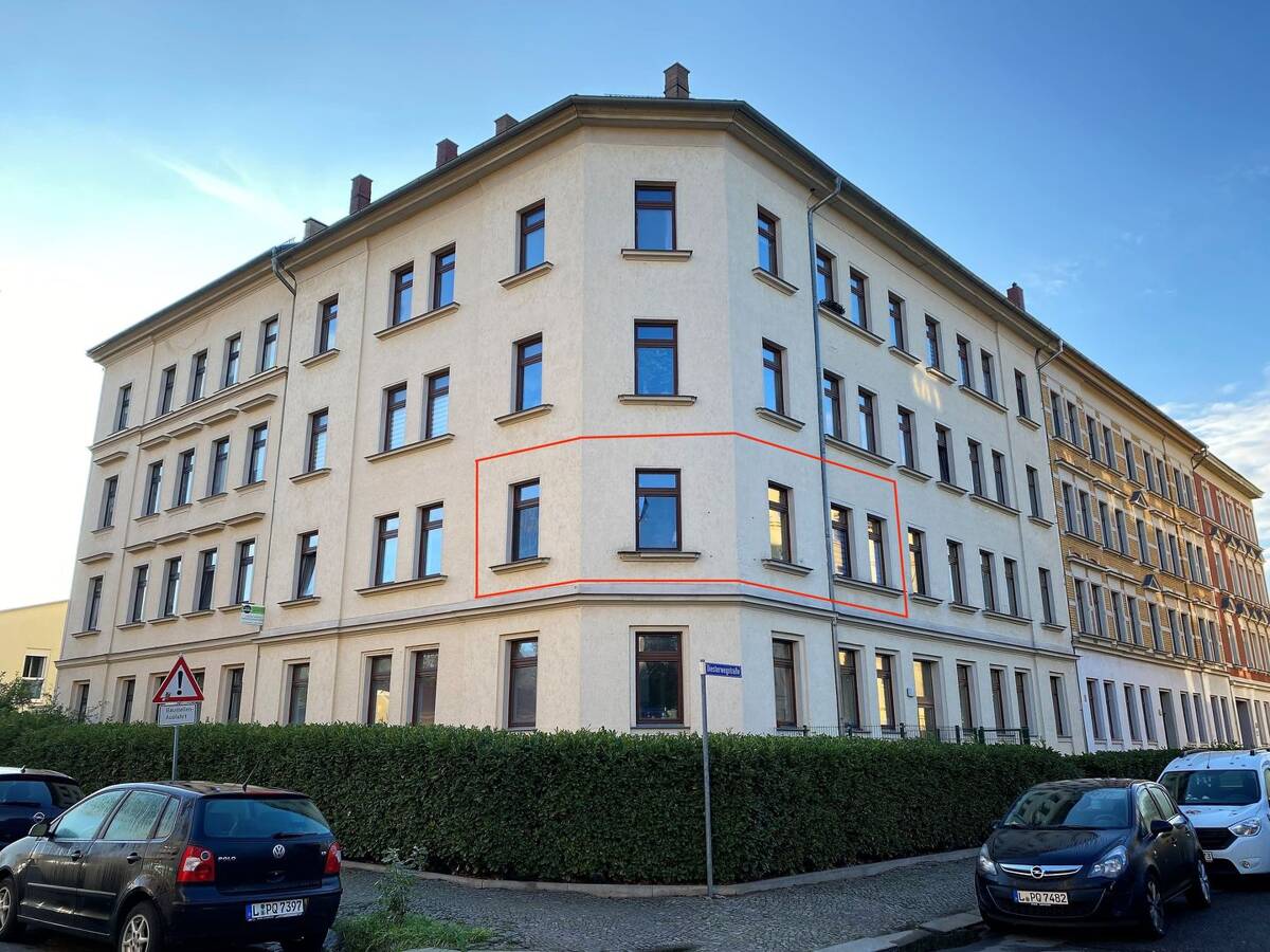 Modernisierte 2-Raum-Wohnung mit neuer Einbauküche in Leipzig – 4129 Leipzig – Bild 1 von 7