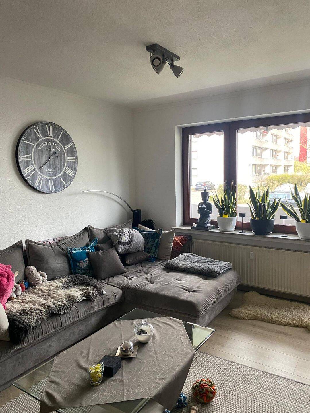 Attraktive Kapitalanlage: Vermietete 3-Zimmer-Wohnung mit Südbalkon – Bremen – Vorschaubild 2