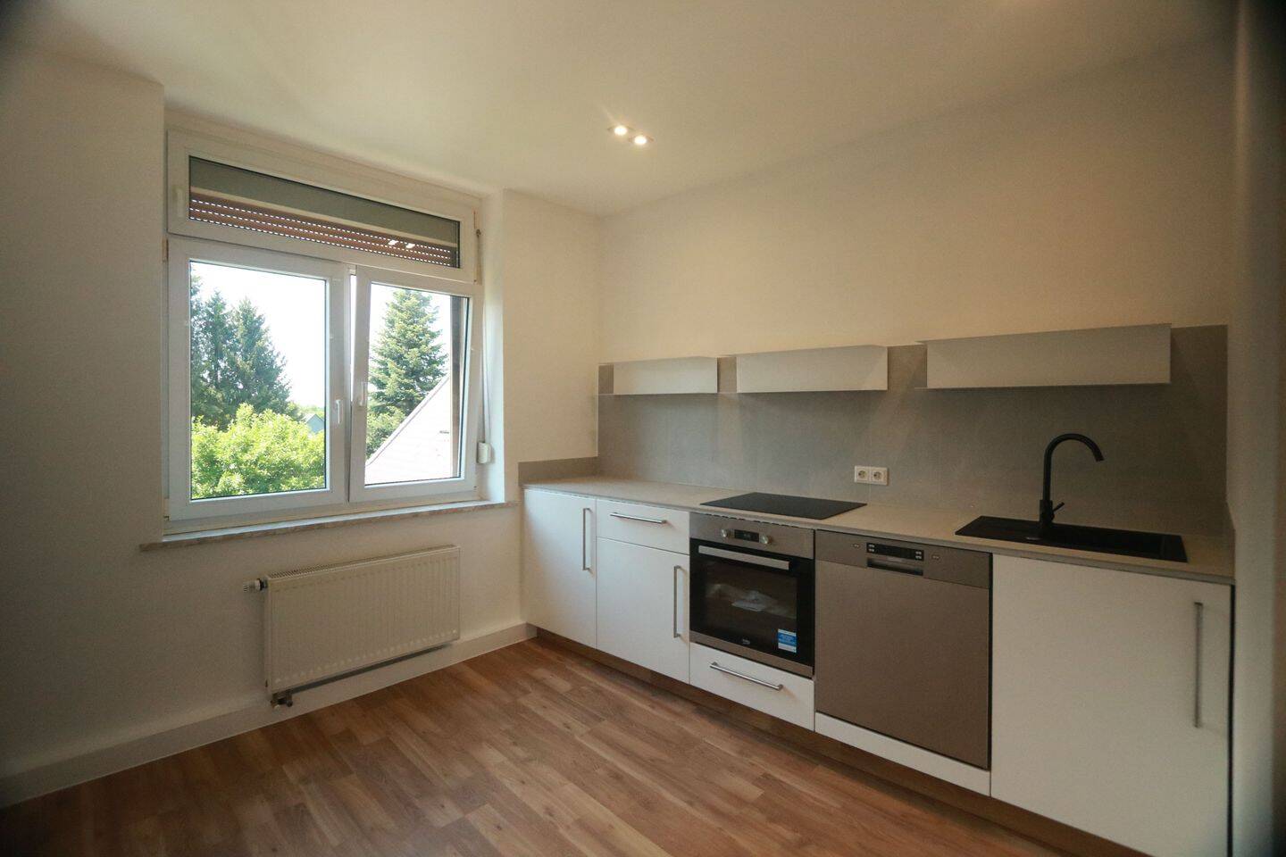 Mehrfamilienhaus mit 6 Wohneinheiten – Solingen – Vorschaubild 3