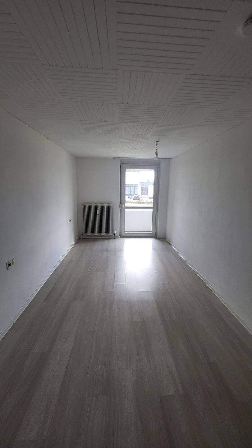 SGE IMMO - 4. Zimmer Wohnung zur Vermietung in Reutlingen – Reutlingen – Vorschaubild 8