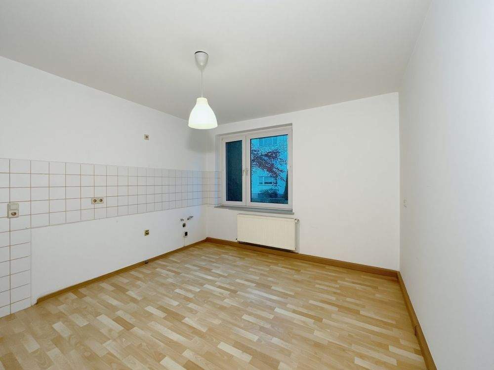 Gut geschnittene 2-Zimmer-Wohnung mit großer Wohnküche und viel Tageslicht – Bielefeld – Vorschaubild 5