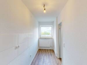 Raumwunder für Singles: Helles 1-Zimmer-Appartement mit Balkon – 24768 Rendsburg – Vorschaubild 4